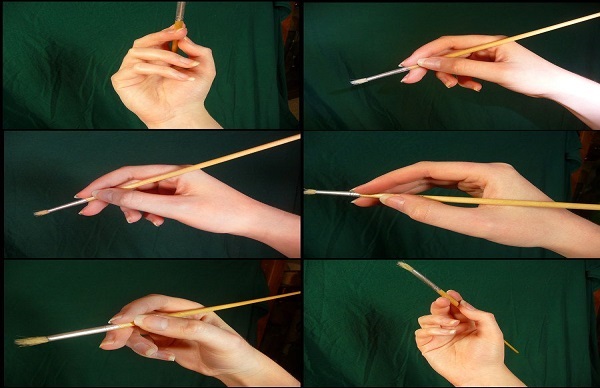 how to hold the paintbrush for oil painting